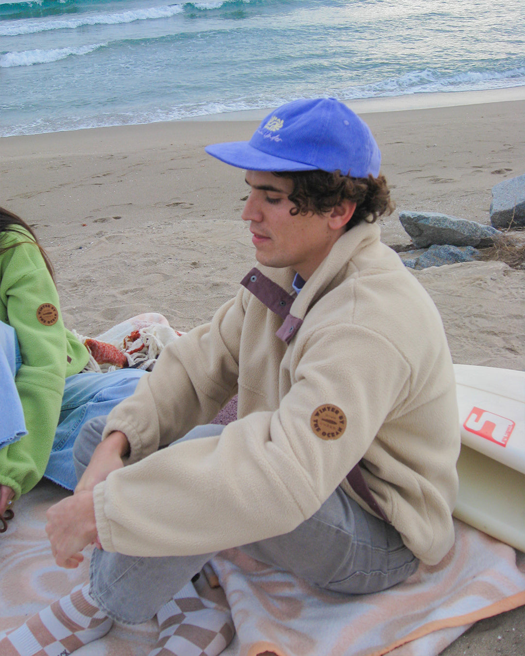 GORRA PANA - logo amarillo