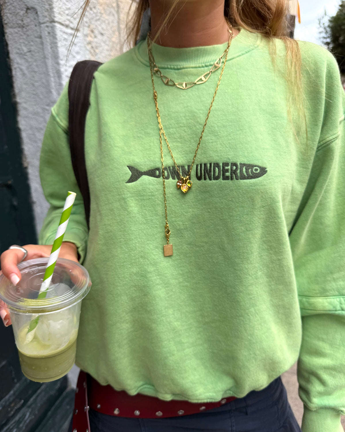 STRAWBERRY - Oversized Washed Sweatshirt