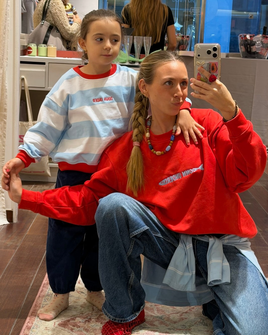 RED - Oversized Washed Sweatshirt