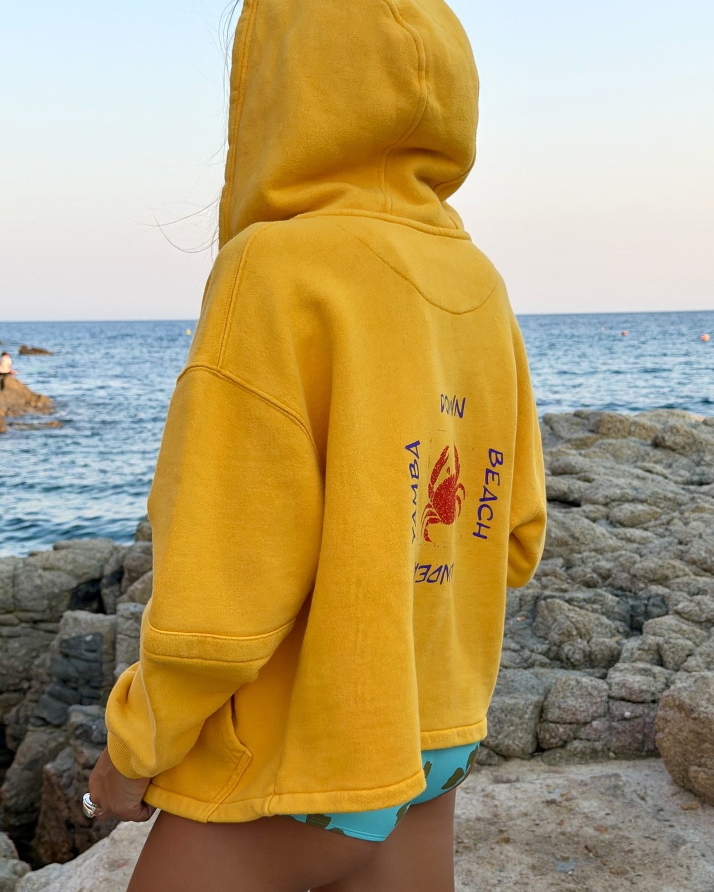 YAMBA BEACH -  Zip Hoodie
